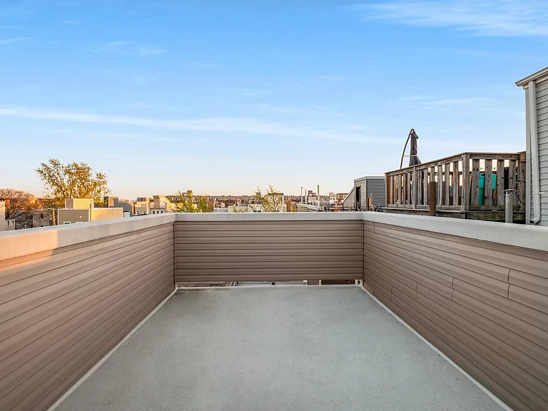 2230 Christian St #3 — Photo 5