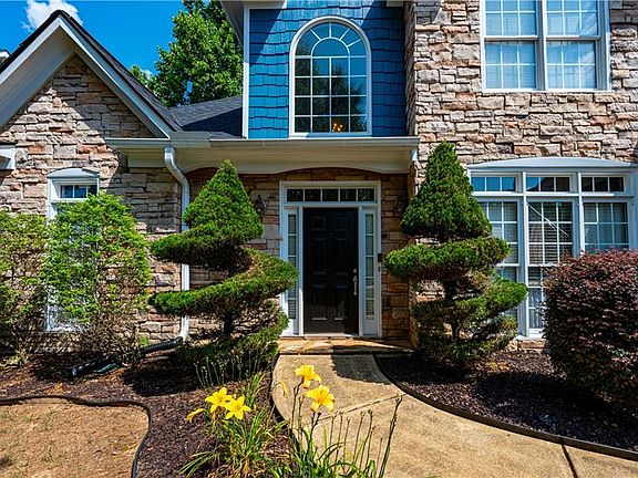 4th image of 29 Sedgefield Overlook