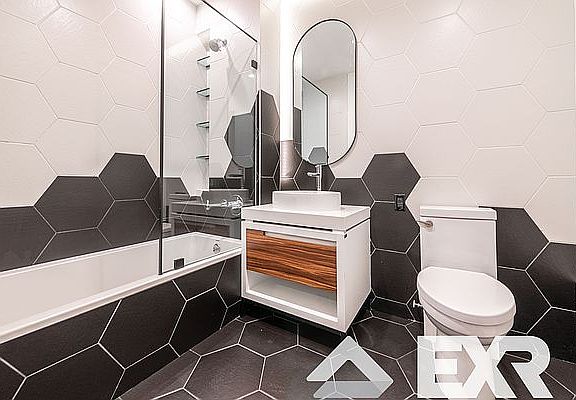 4th image of 10 Montieth St #488