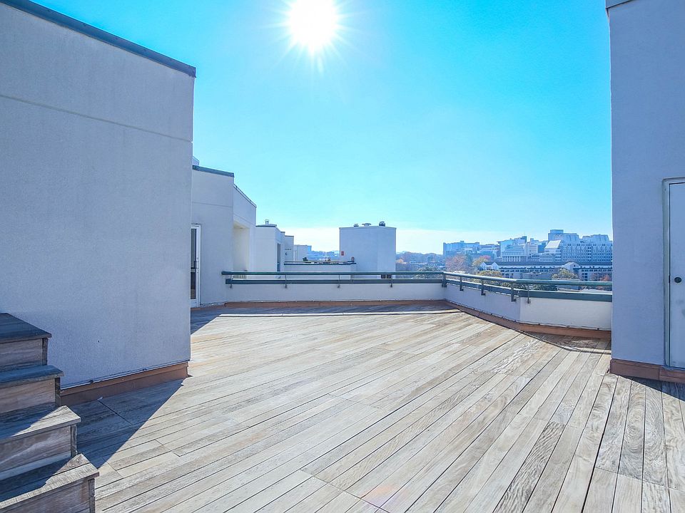1st image of 900 19th Ave S APT 1201