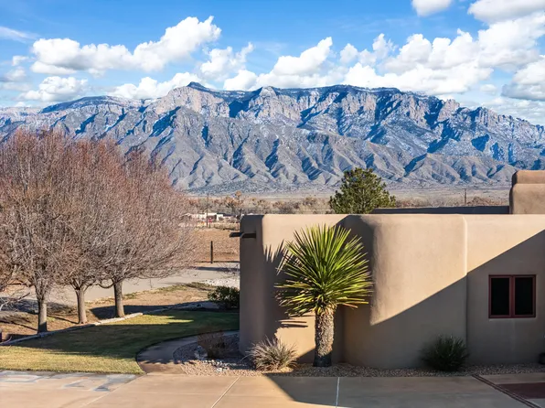 9 W Alary Ln, Corrales, NM 87048