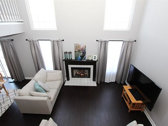 4th image of 176 Parkview Dr
