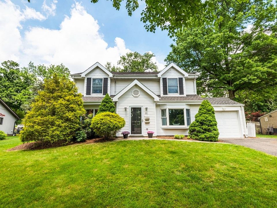 1st image of 21 Park Dr