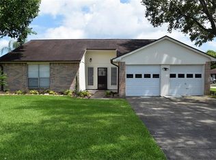 218 Glen Haven Ct, League City, TX 77573