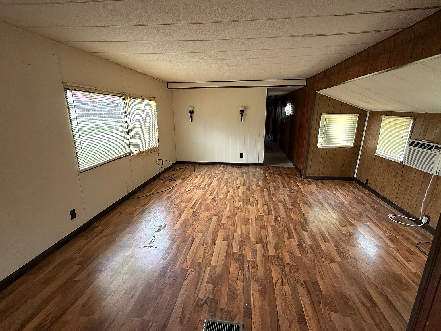 2 bed, 650 sqft, $650 — Photo 4