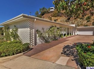 1933 Deermont Rd, Glendale, CA 91207