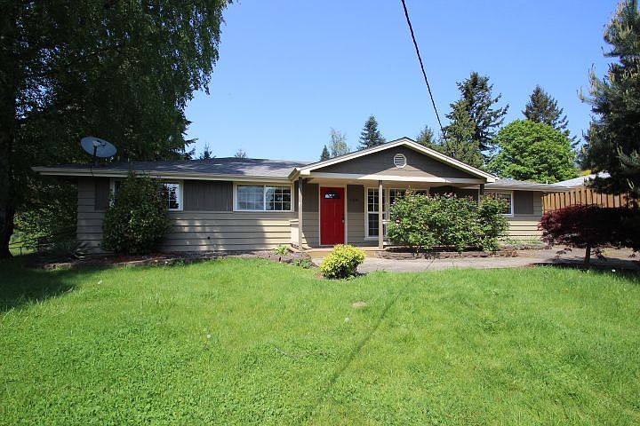 1st image of 4304 NE 38th St