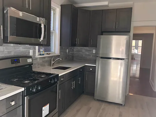 Rented by Voro, LLC | media 1