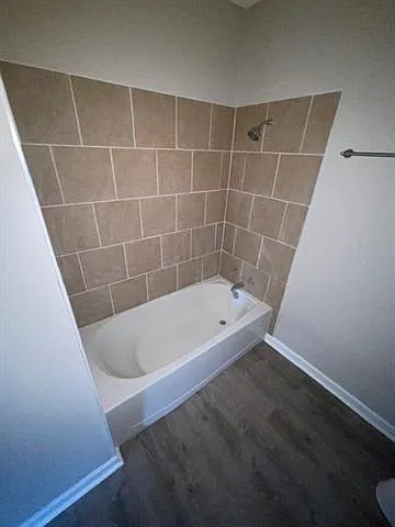 2 bed, 1.0 bath, 1100 sqft, $845 — Photo 4