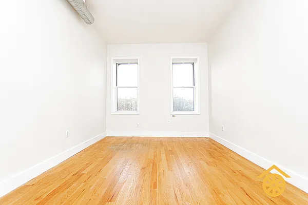 Rented by Reubel Group LLC | media 10