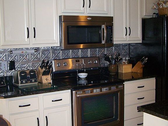 5th image of 712 Alwyn Blvd