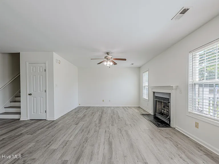 106 Chinkapin Ct — Photo 53