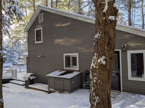 5211 Lily Pond Rd, Brantingham, NY 13312