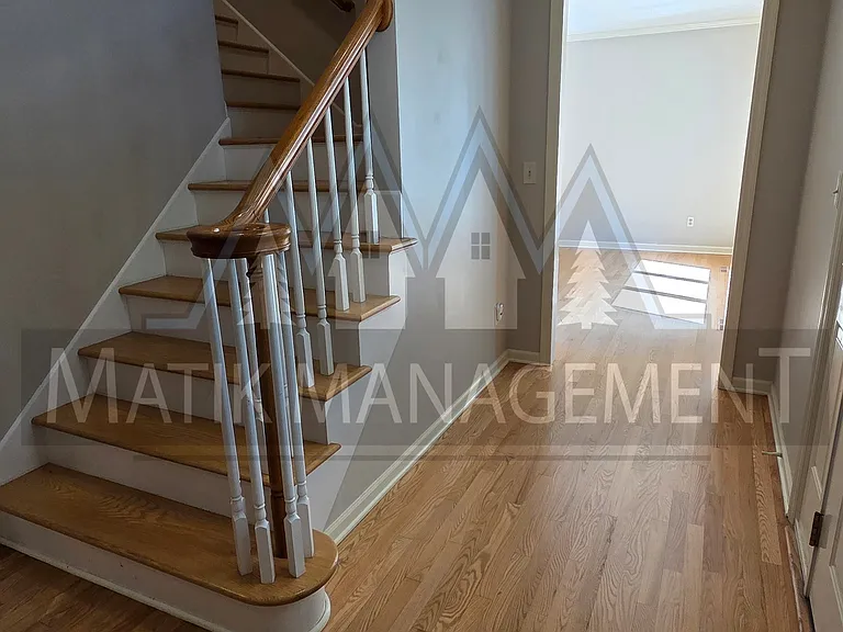 1420 Ridge Cliff Ln NE — Photo 7