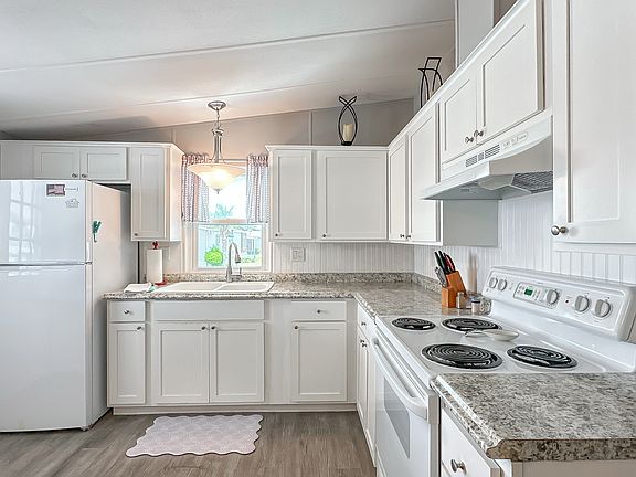 3rd image of 706 Water Oak Blvd #2347