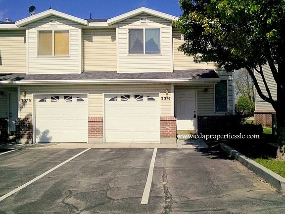 One car garage + 2 parking