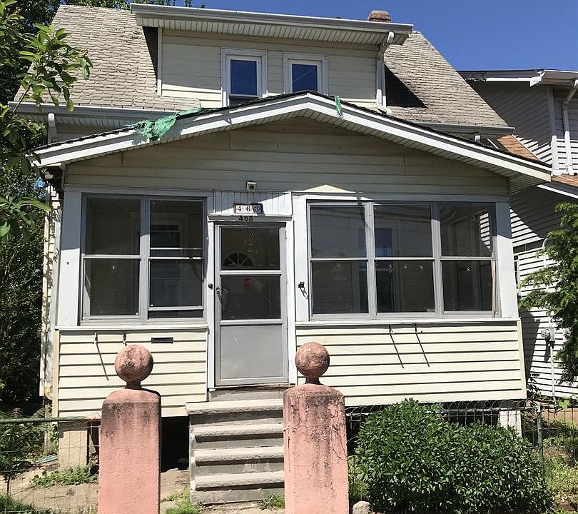 2nd image of 463 Palisade Ave