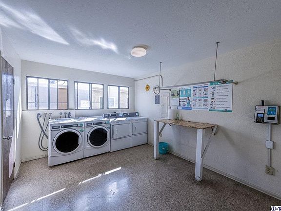 5th image of 510 N Maryland Ave Unit 217