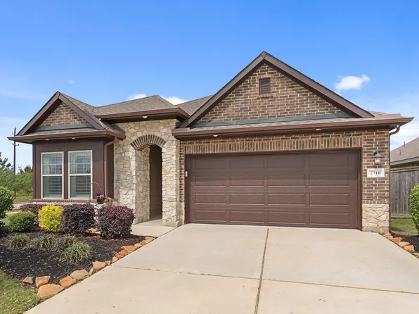 2710 Torrey Pines Dr, Brookshire, TX 77423