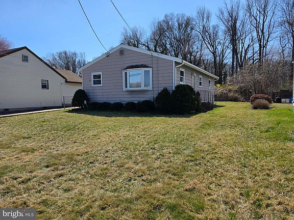3rd image of 145 Gantt Ave