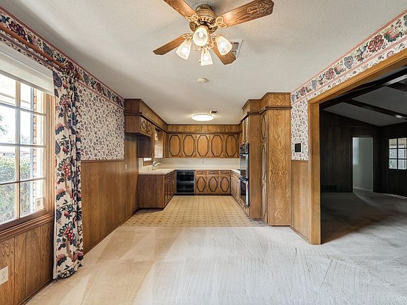 5th image of 3204 68th St