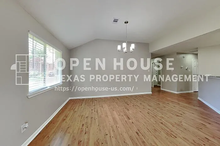 26912 Castlecliff Ln — Photo 7