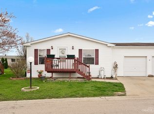 241 Meadowlark Ln #A, Sandwich, IL 60548