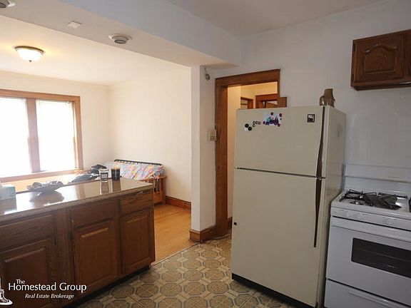 4th image of 2336 W Waveland Ave #First