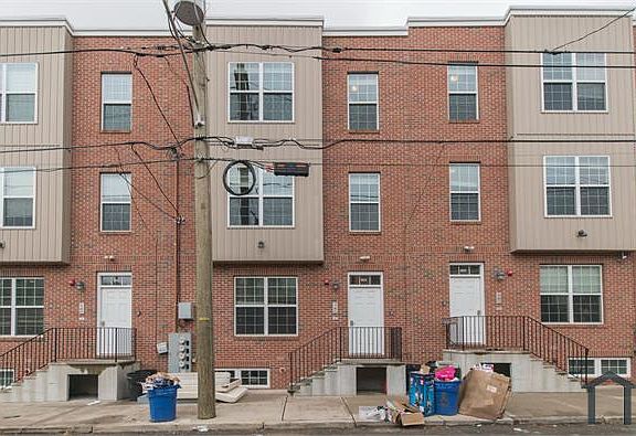 2nd image of 699 W Berks St #1