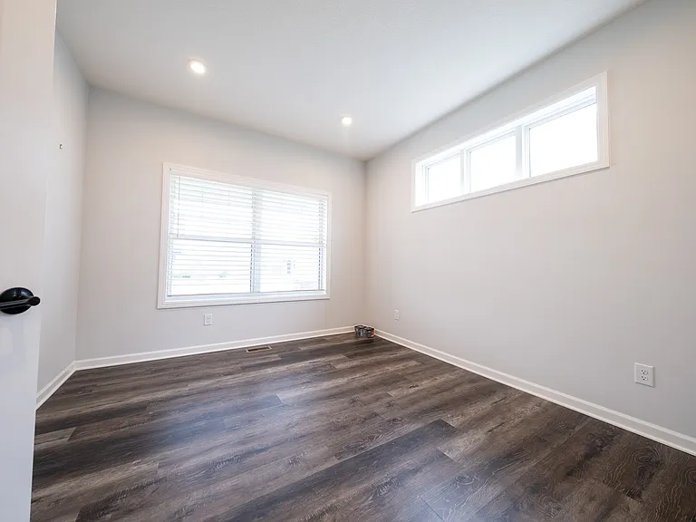 3849 Thrush St — Photo 17