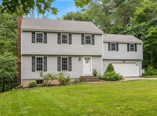 34 Towne Hill Ln, Topsfield, MA 01983