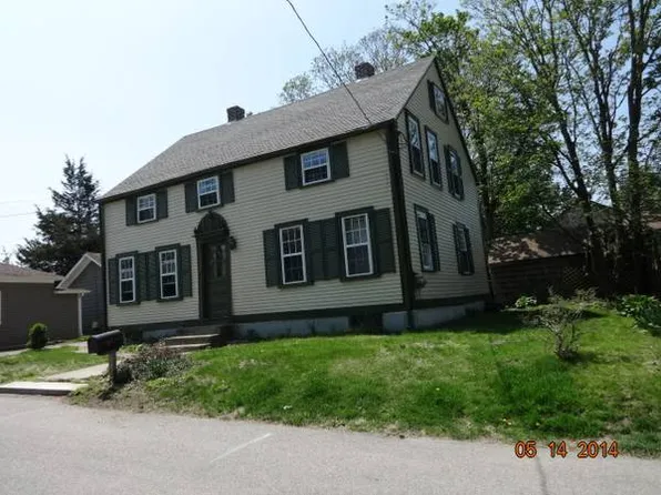 37 Castle St Floor 1, East Greenwich, RI 02818