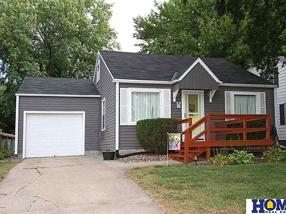 2nd image of 5734 Saylor St
