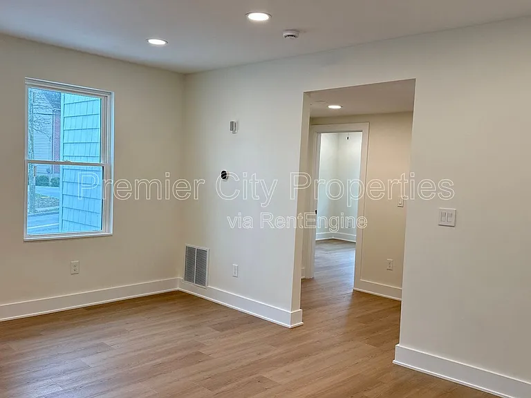 240 McGregor Ave #2 — Photo 33