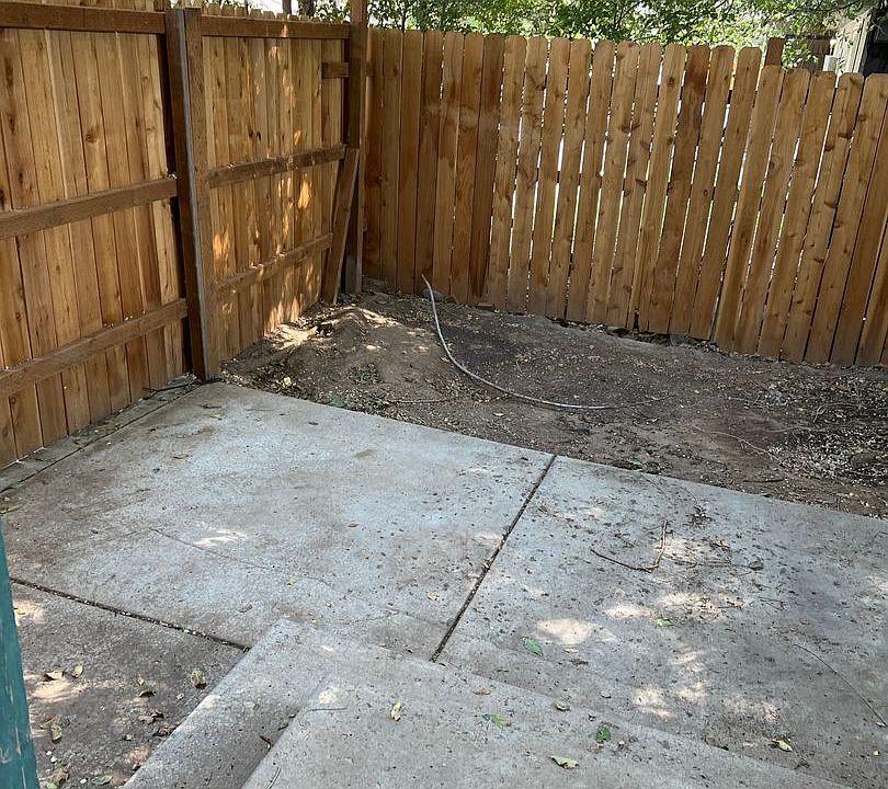 1st image of 1403-1407 S 18th Ave #10