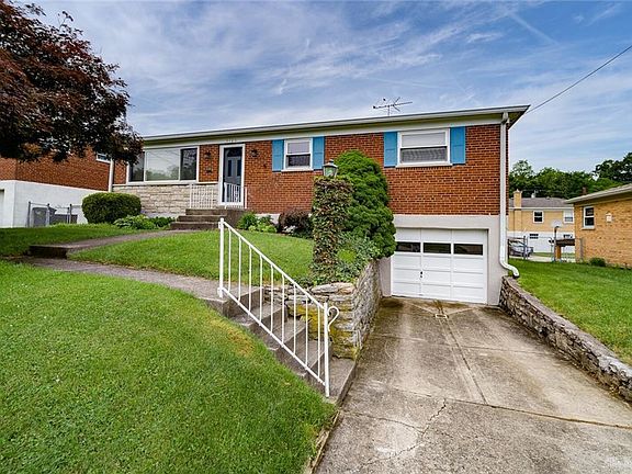 3rd image of 5725 Juliemarie Ct