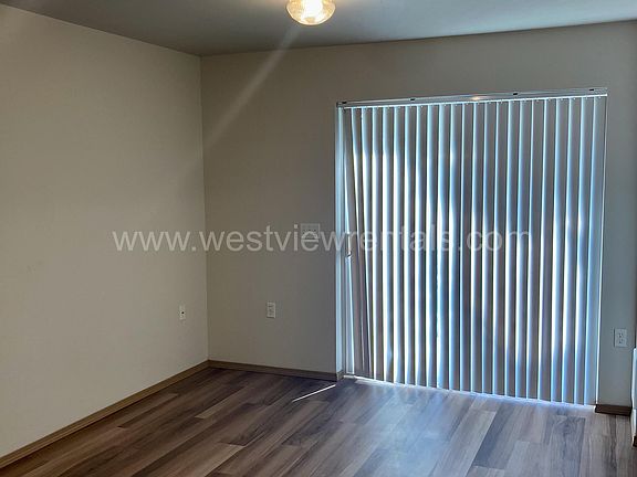 2nd image of 139 Prince Ave APT 106