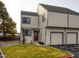 2561 Garfield Dr, Sparks, NV 89431