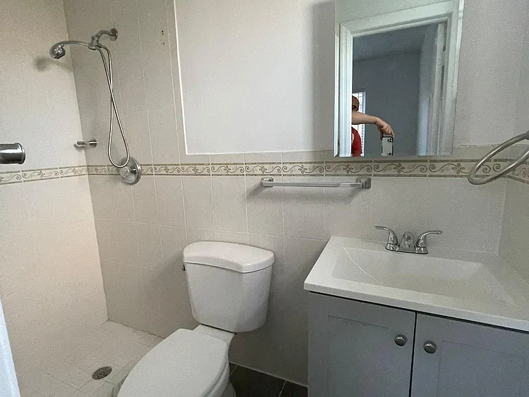 Renovated Master Bath!