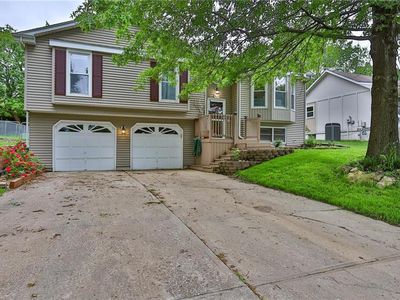 811 Autumn Dr, Belton, MO, 64012