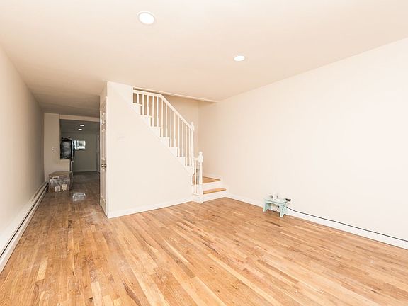 4th image of 11840 154th St