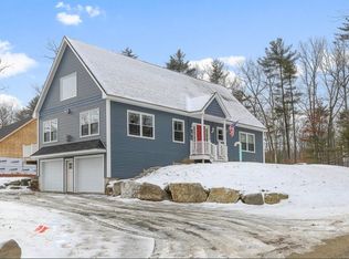 9 Gulliver Ave, Salem, NH 03079