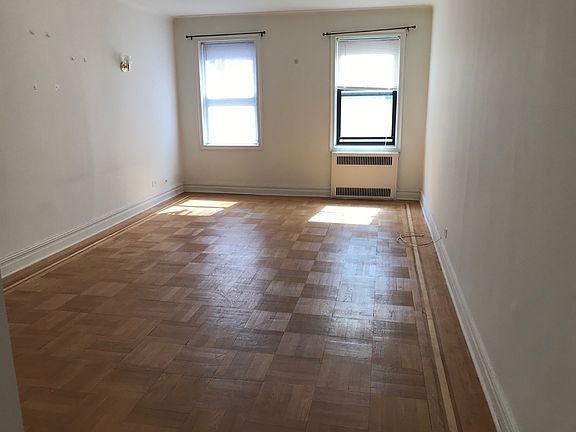 2nd image of 47-51 40th St #4J