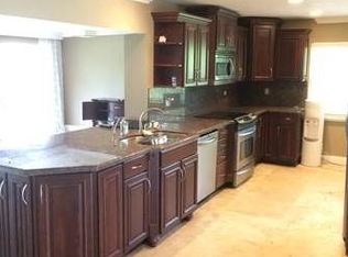 5611 Pinetree Rd, Pompano Beach, FL 33067