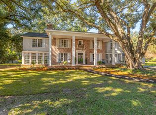 106 Draughons Dr, Saint Simons Island, GA 31522