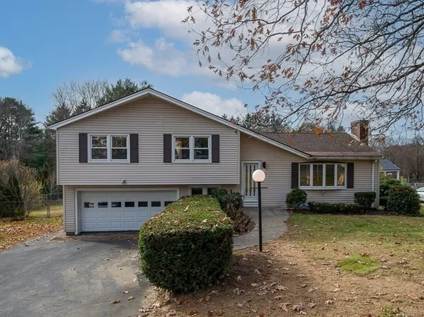 122 Brigham St, Northborough, MA 01532