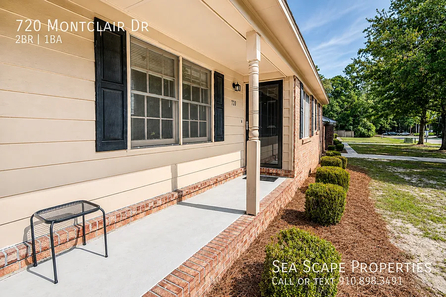 Elevated Coastal LivingA Beautifully Renovated, Pet-Friendly Wilmington Retreat — Photo 3