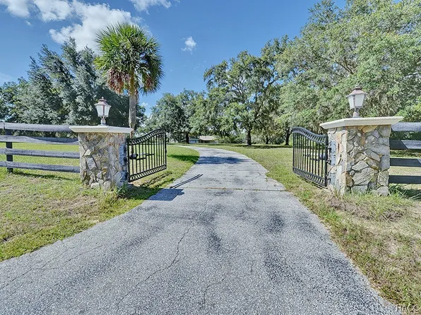 4617 E Hillsdale Ln, Inverness, FL 34452