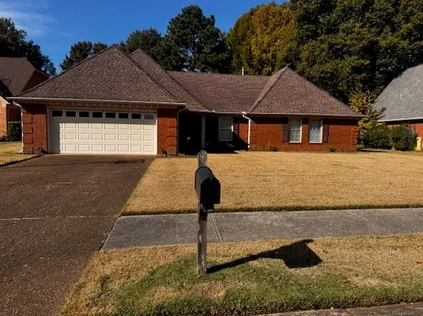 8460 Buckhurst Rd, Cordova, TN 38016