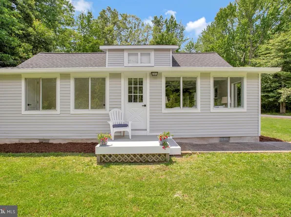 5653 Shady Side Rd, Churchton, MD 20733